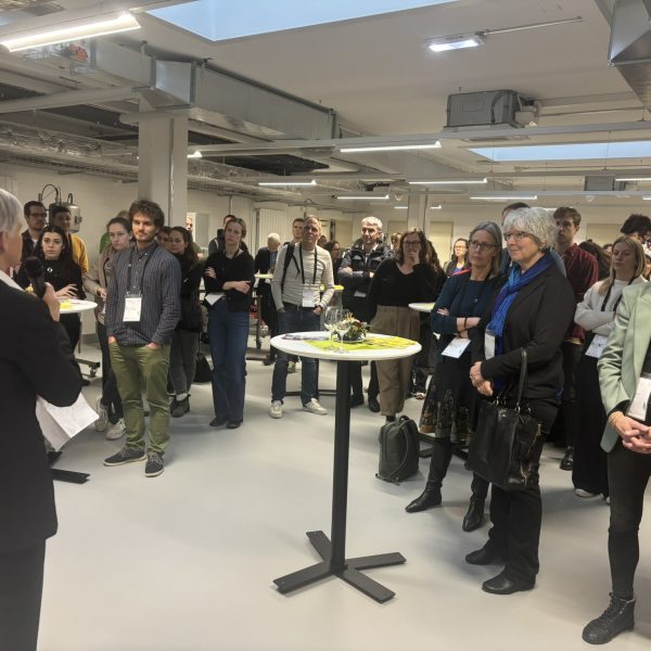 5B8A8B58-AF53-4C85-A174-7528E3C3963A_1_102_o